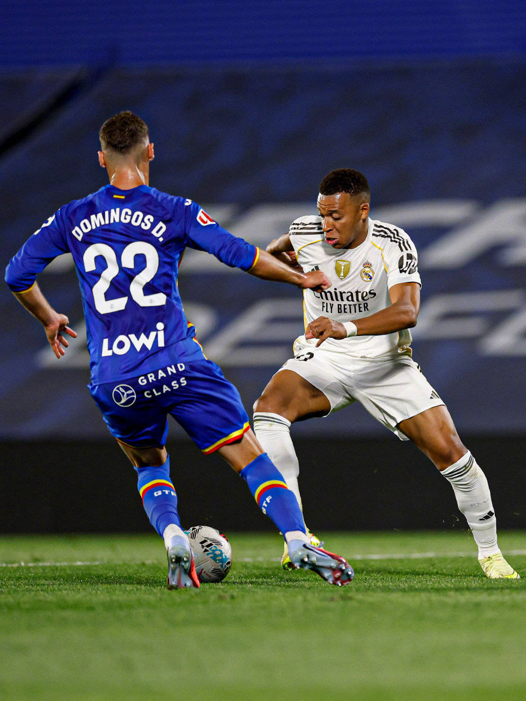 转折点!皇家社会战术微调,亚冠窗口期攻防权衡,话题不断,医务组通报恢复 转折点!皇家社会战术微调,亚冠窗口期攻防权衡,话题不断,医务组通报恢复