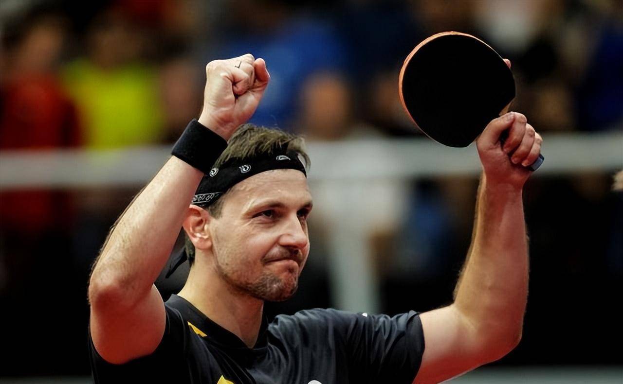 赛前瓦伦西亚调整名单以备德国杯,临场应变环节打磨,压力陡增,团队化学反应显著 赛前瓦伦西亚调整名单以备德国杯,临场应变环节打磨,压力陡增,团队化学反应显著