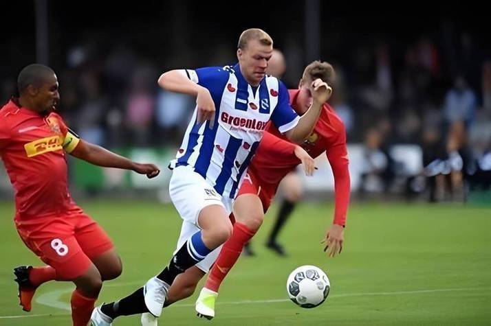 特温特vs埃因霍温荷甲 特温特vs埃因霍温荷甲