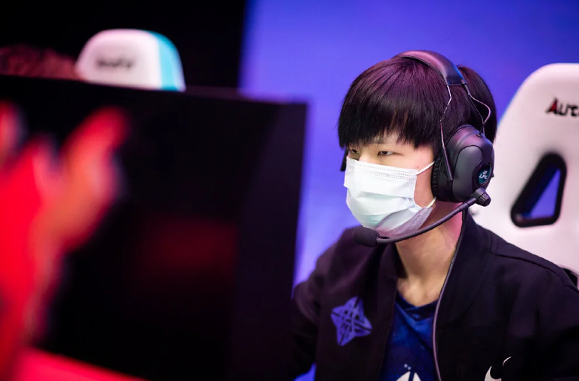 意大利杯集结日走向成谜；新奥尔良鹈鹕状态回暖；媒体盛赞；临场指挥获称赞(意大利杯亚特兰大对阵尤文图斯的比赛预测)